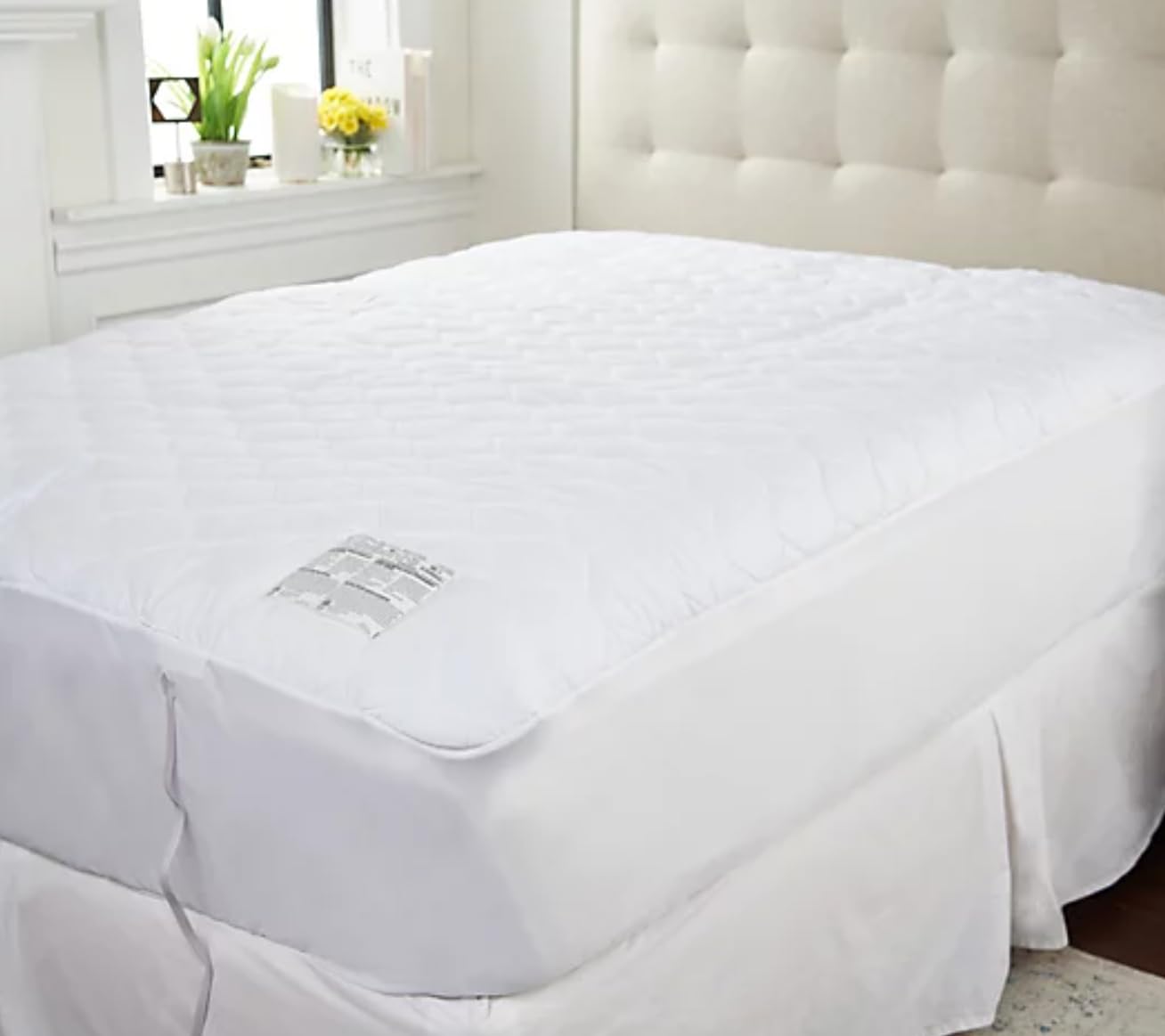 Home Reflections Quilted Heated Mattress Pad Includes 2 remotes