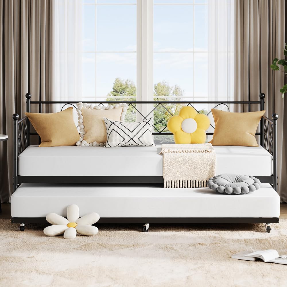 Twin Metal Daybed with Trundle & Heart Shape Headboard