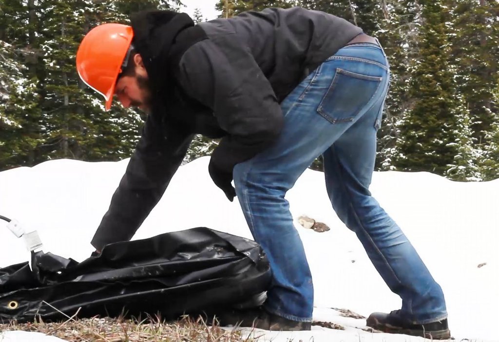 EH0509 Ground Thawing Blanket - 5' x 9' Heated Dimensions