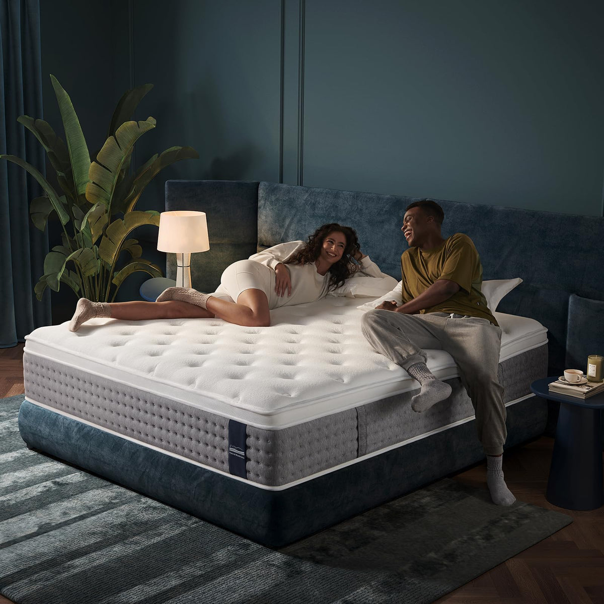 King Hybrid Mattress, Medium Firm Euro Top