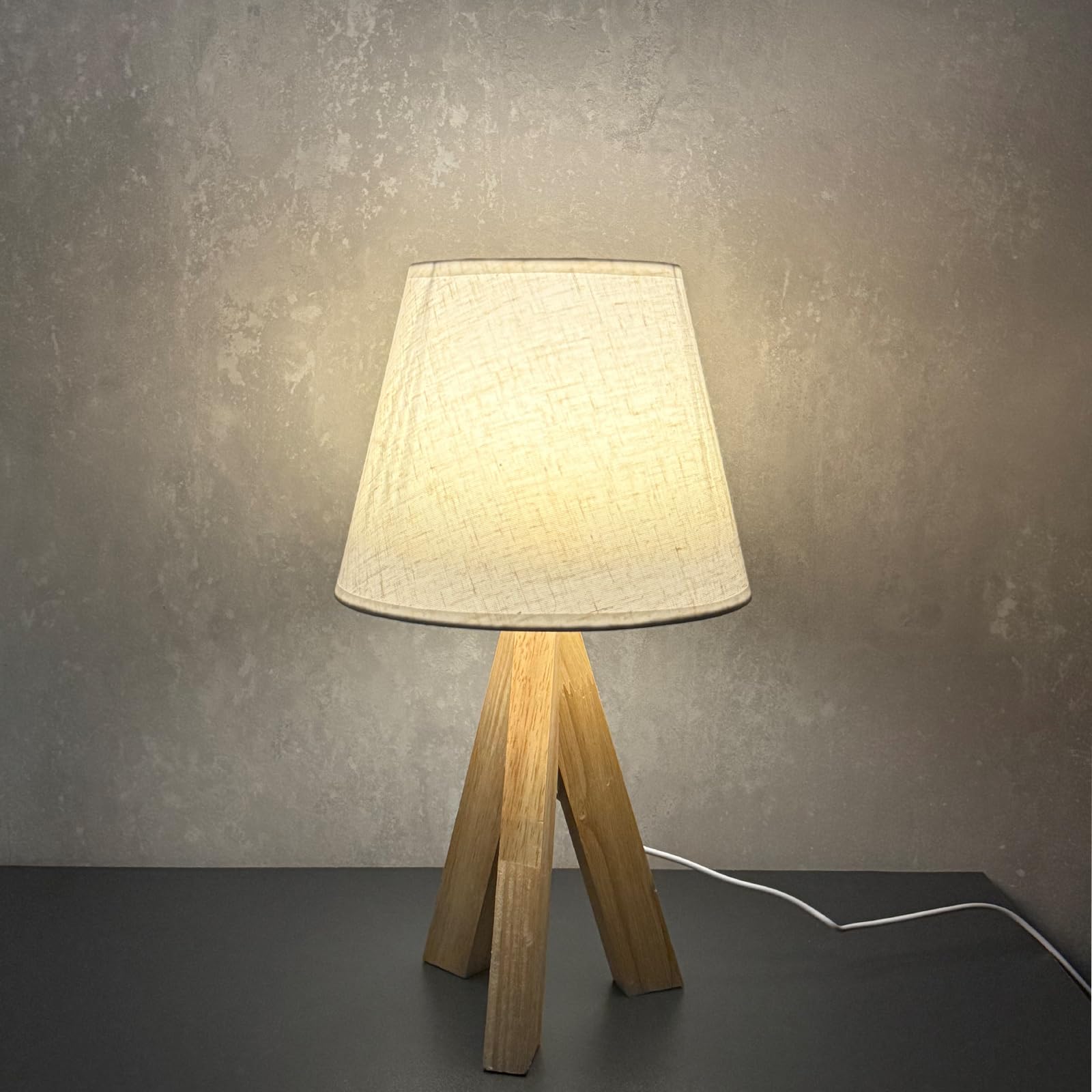 Table Lamp, Small Cute Bedside Lamp with Linen Beige Lampshade, Nightstand Lamp