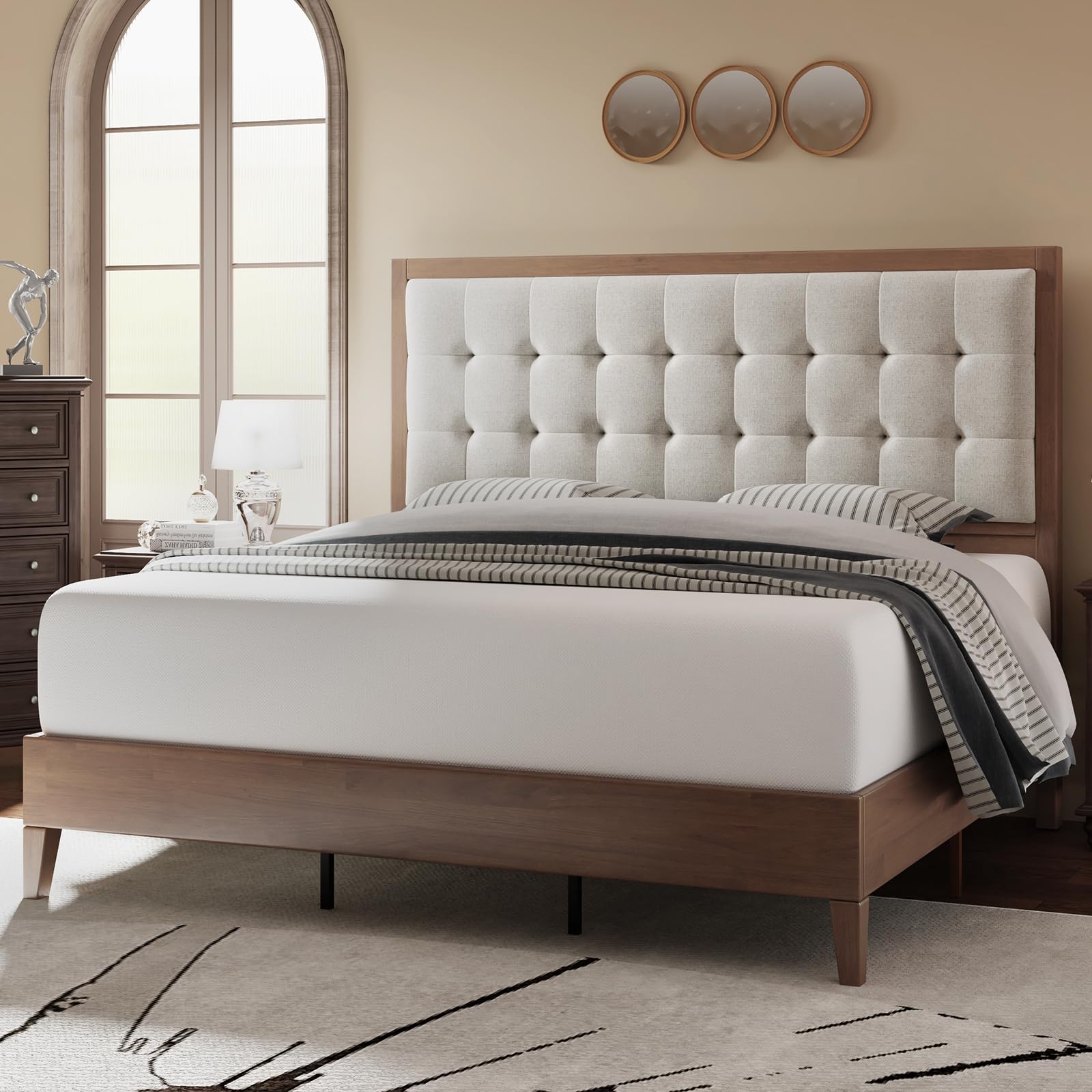 Wood Platform Bed Frame Queen Size Upholstered Tufted Headboard/Solid Wood