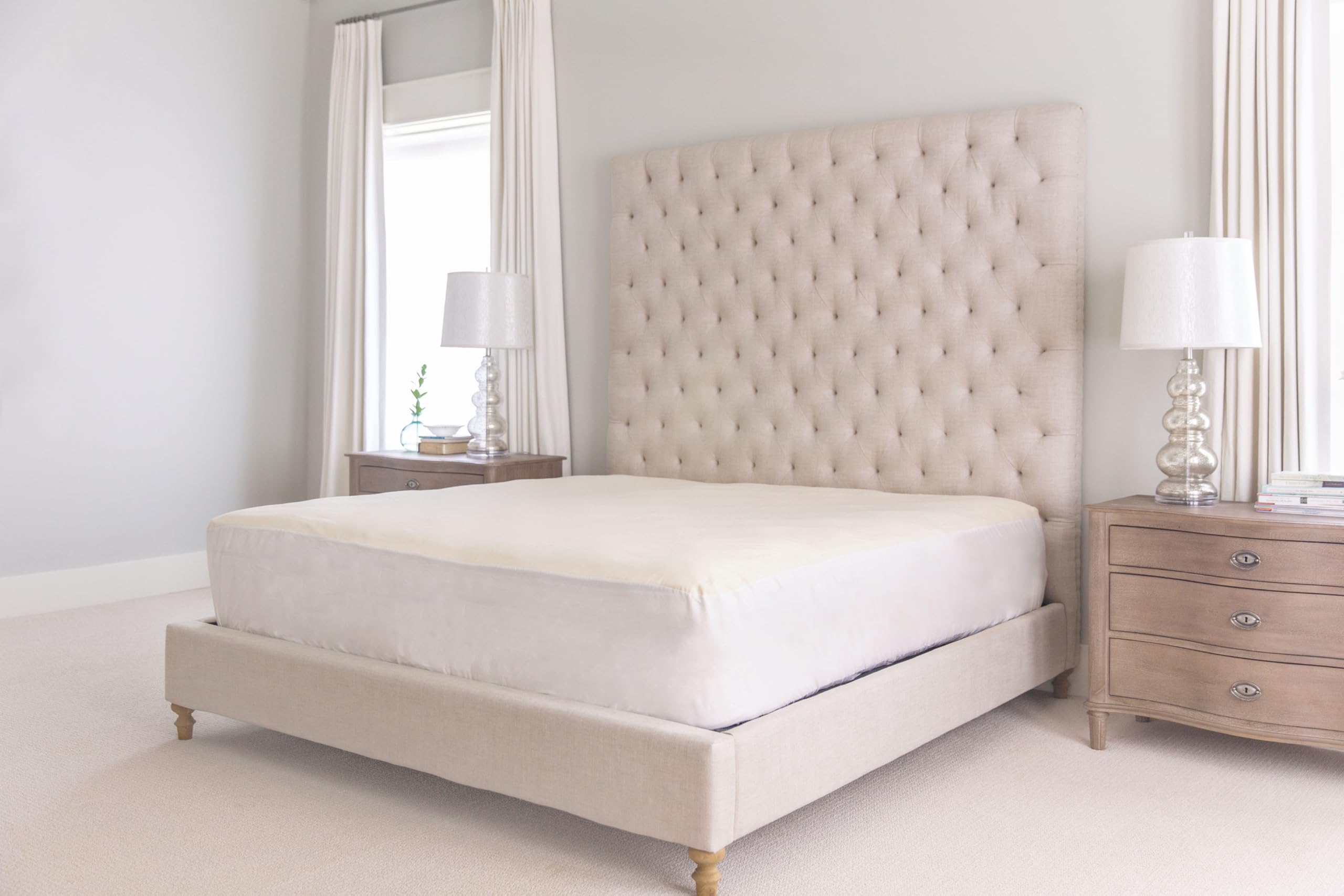 Organic Waterproof Mattress Protector Pad - Washable & Reusable Fitted Stretch Knit