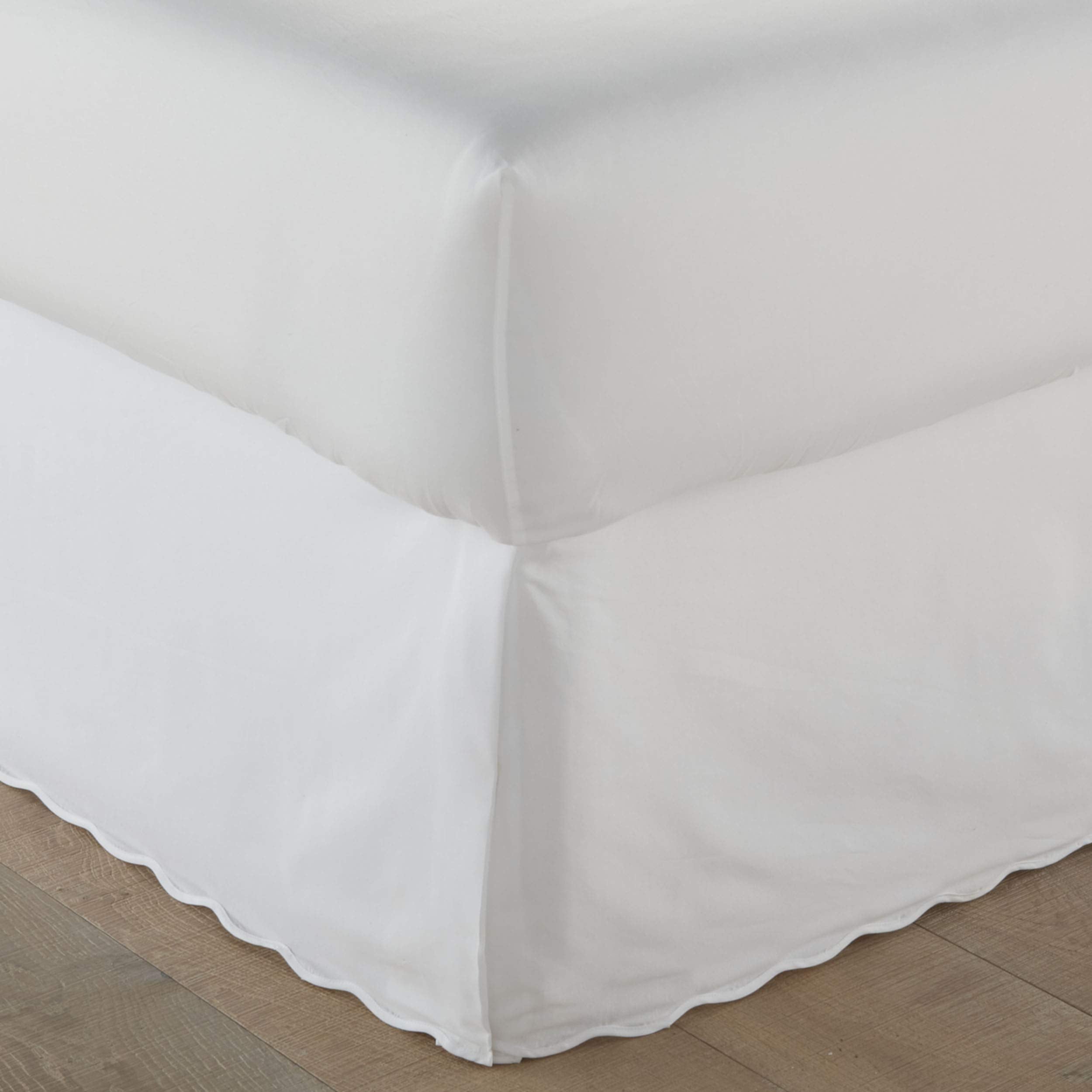 Queen Bedskirt, Cotton Tailored Bedskirt with Split Corners