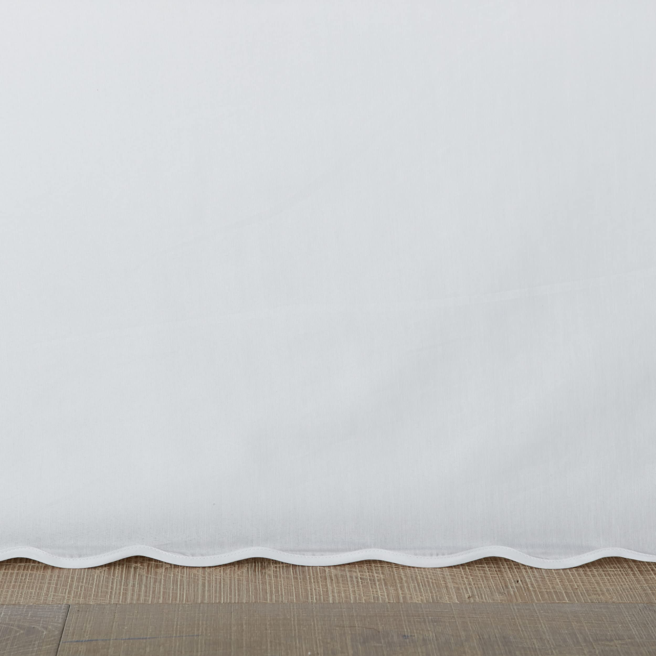 Queen Bedskirt, Cotton Tailored Bedskirt with Split Corners