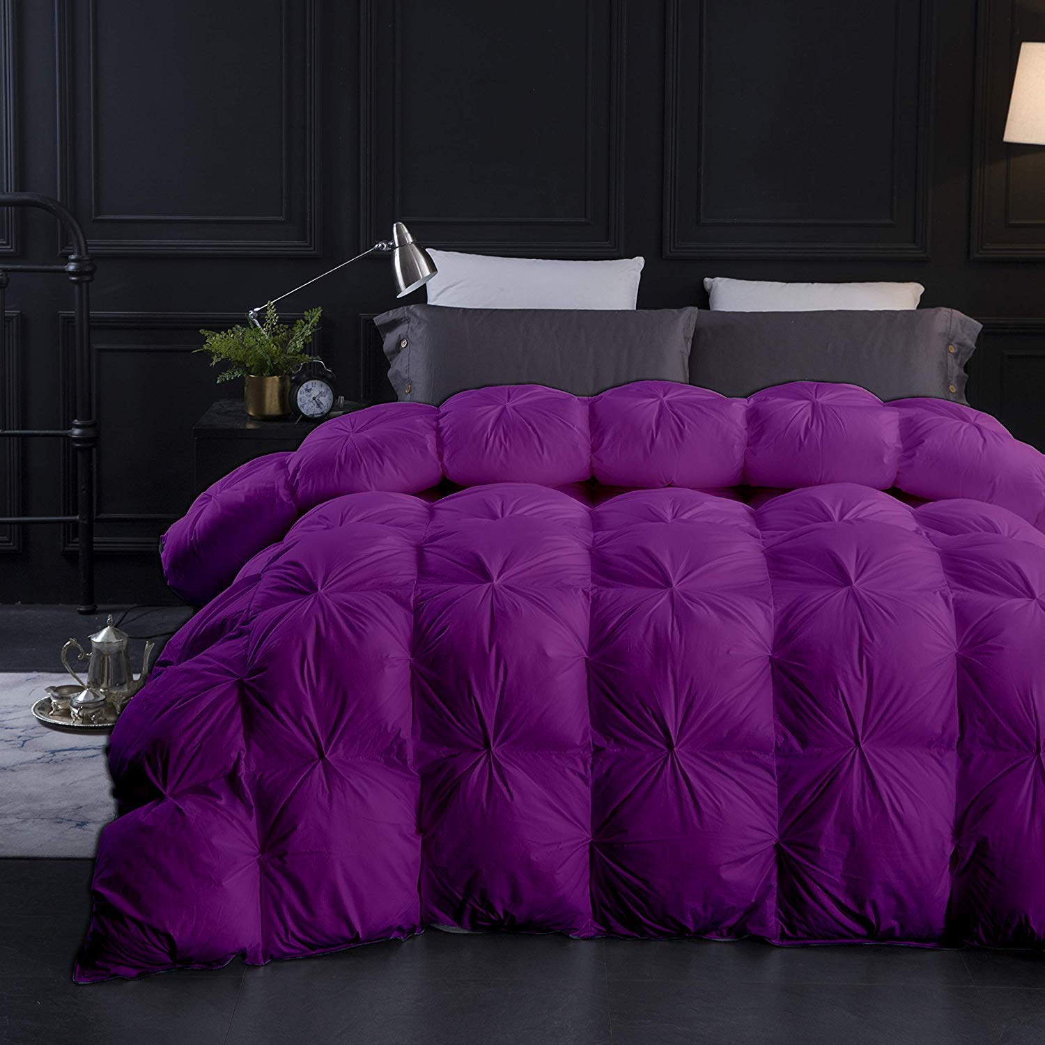 All-Season Down Alternative Pinch Pleated Comforter
