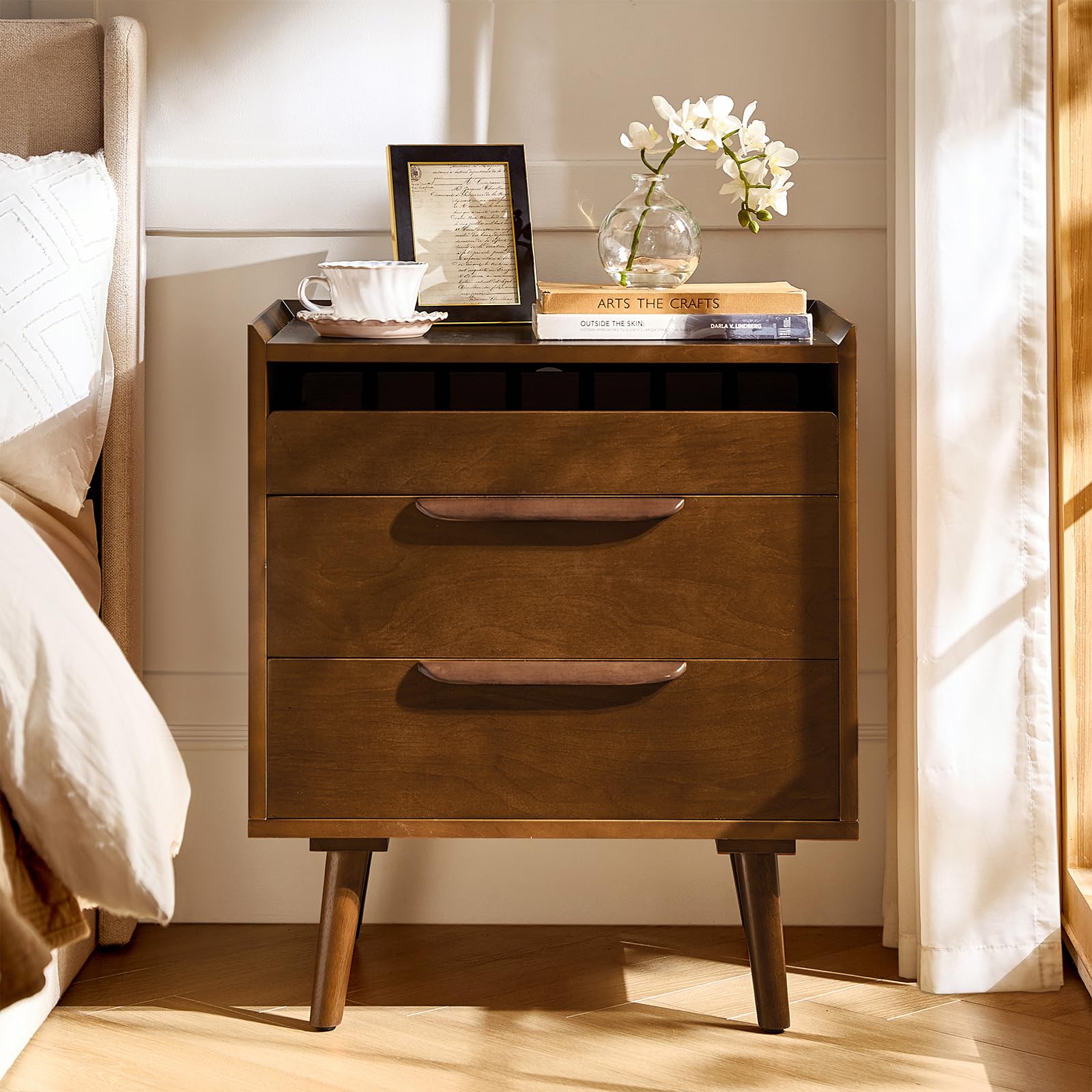 2 Drawer Nightstand with Charging Station, Mid-Century Modern Bedside Tables