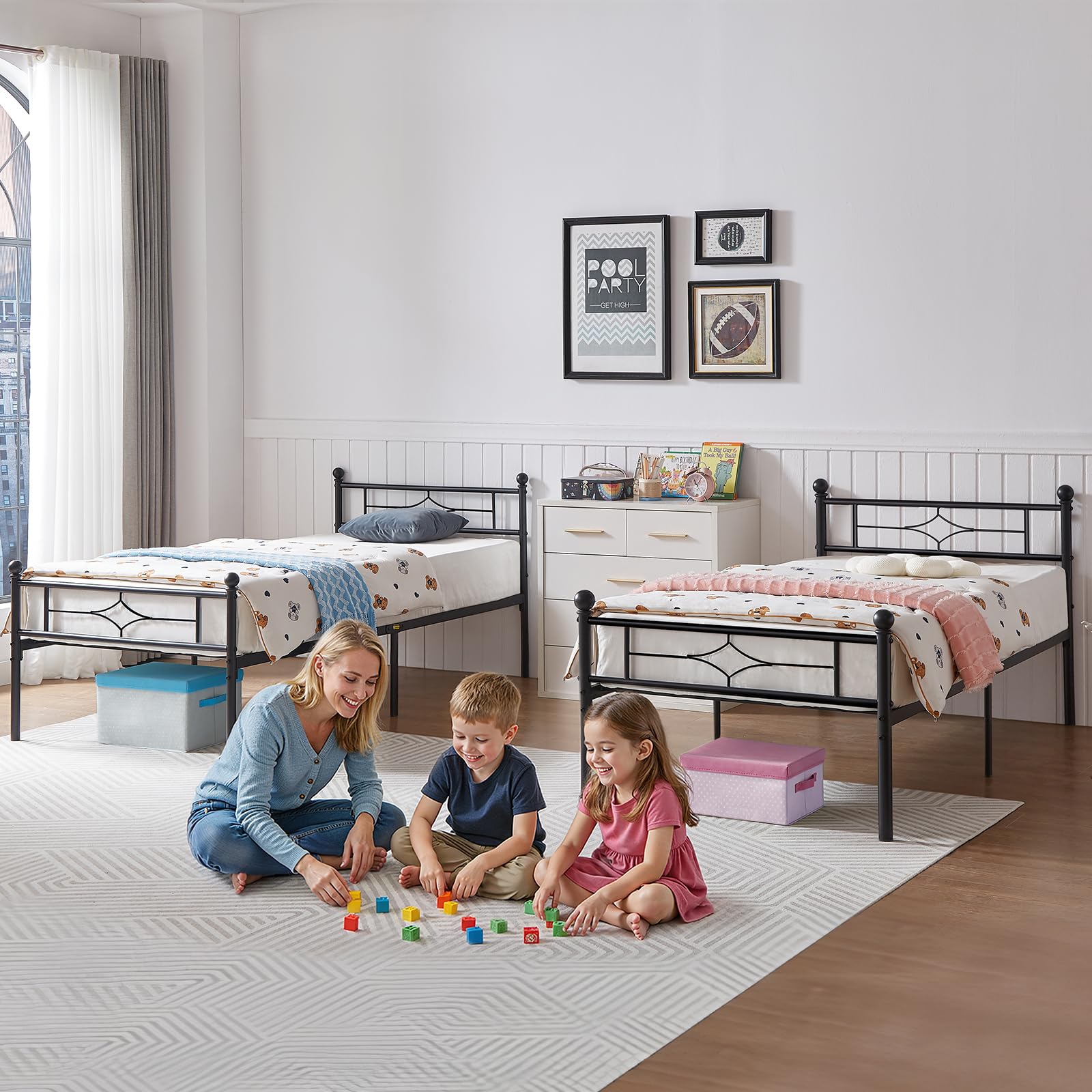 Twin Bed Frame, Classic Metal Platform Bed Frame, Mattress Foundation