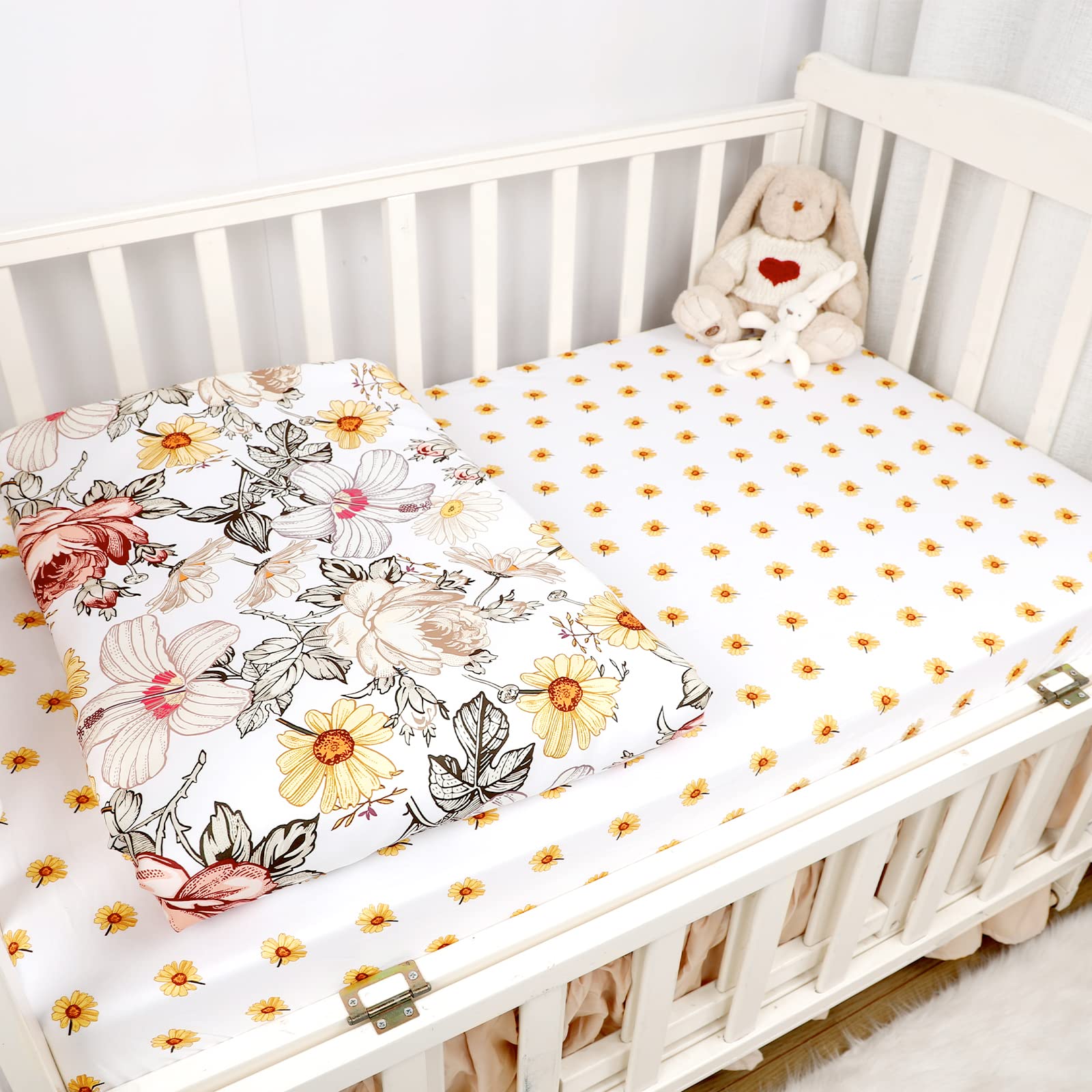 HNHUAMING 4-Piece Crib Bedding Set for Girls, Boho Baby Girl Bedding Set with Crib Skirt, Baby Quilt, Crib Sheet and Diaper Stacker, Flower