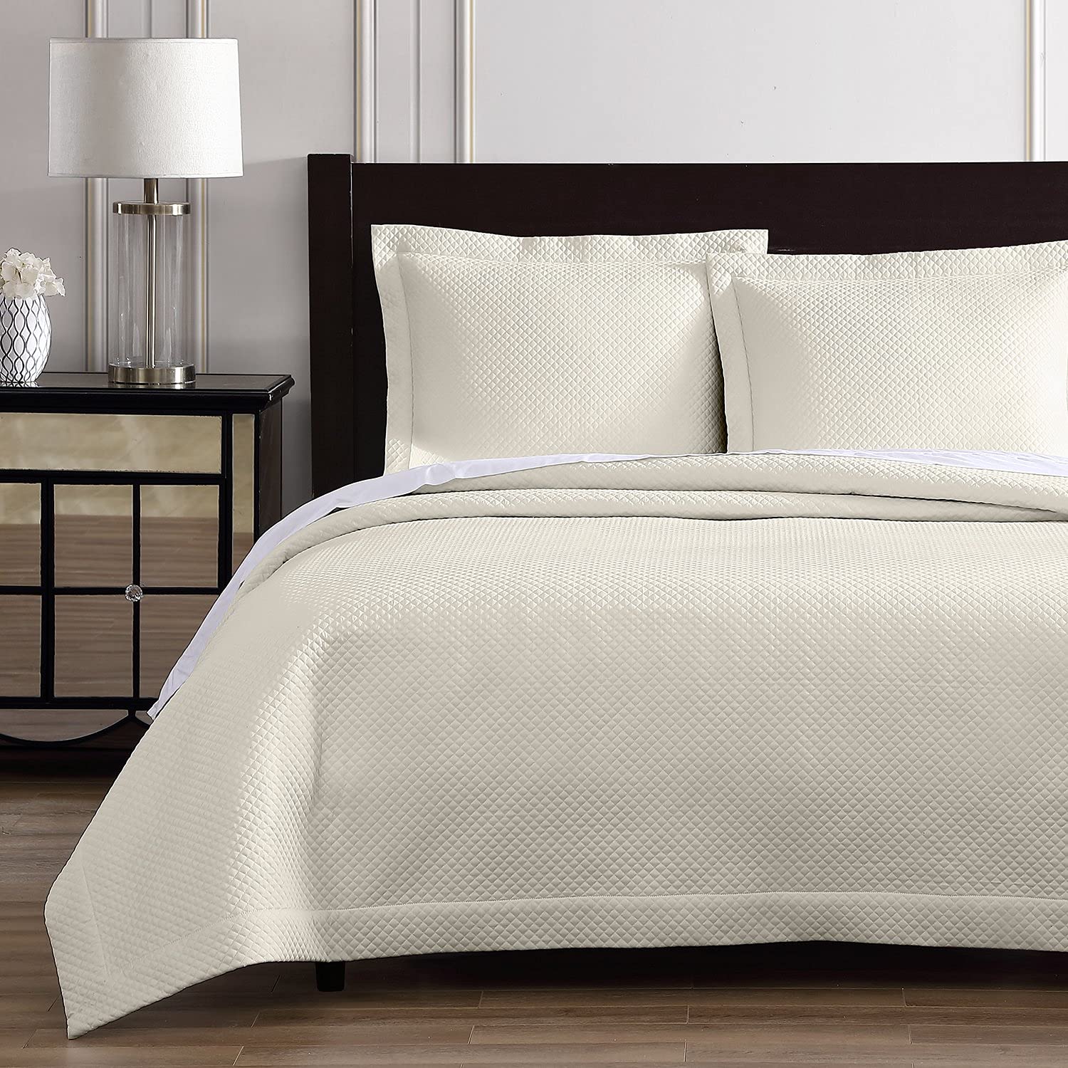 Super Soft Diamond Quilted Coverlet Set for All Seasons, 100% Giza Egyptian Cotton