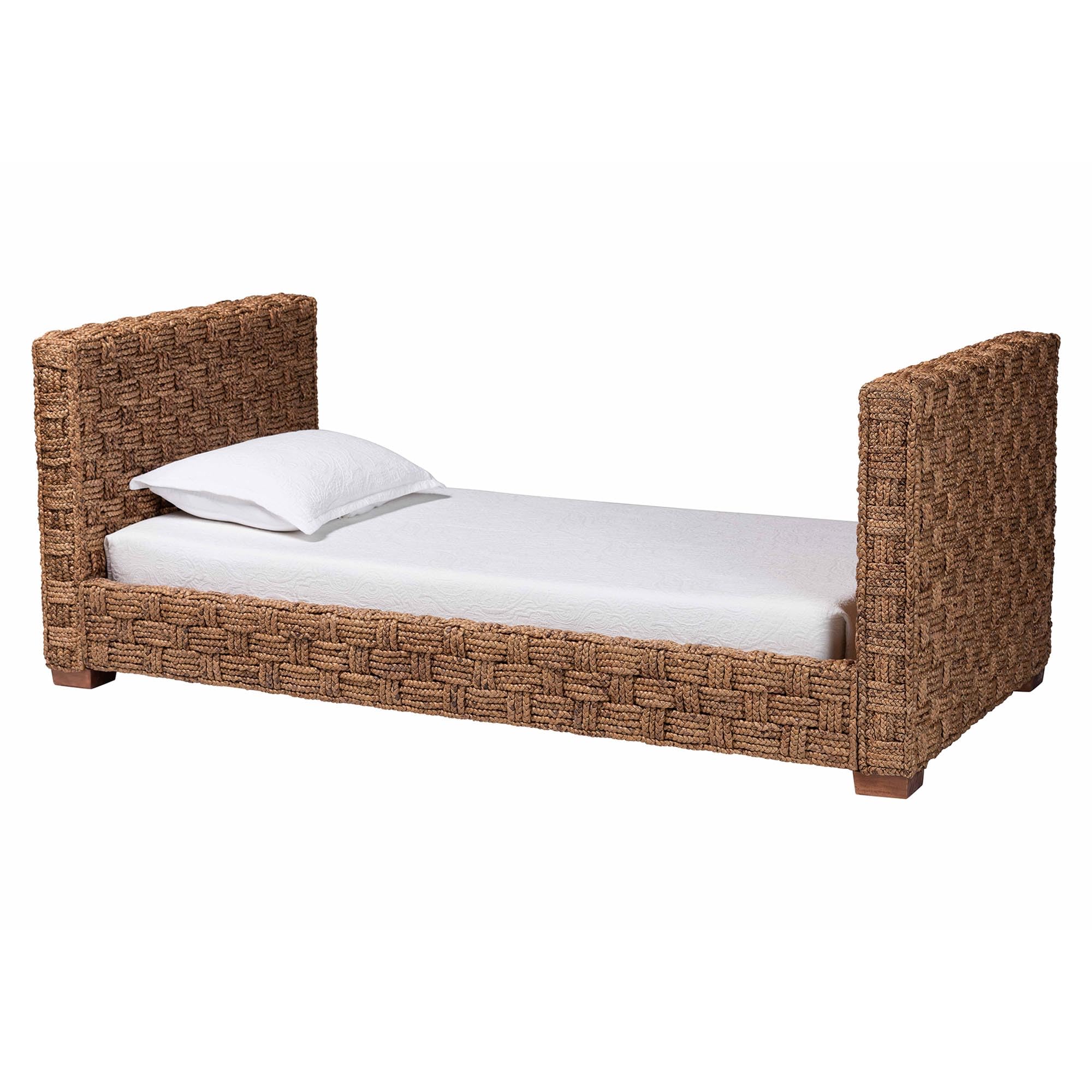 Rhinos Handwoven Seagrass Daybed– Handcrafted Natural Wicker Frame