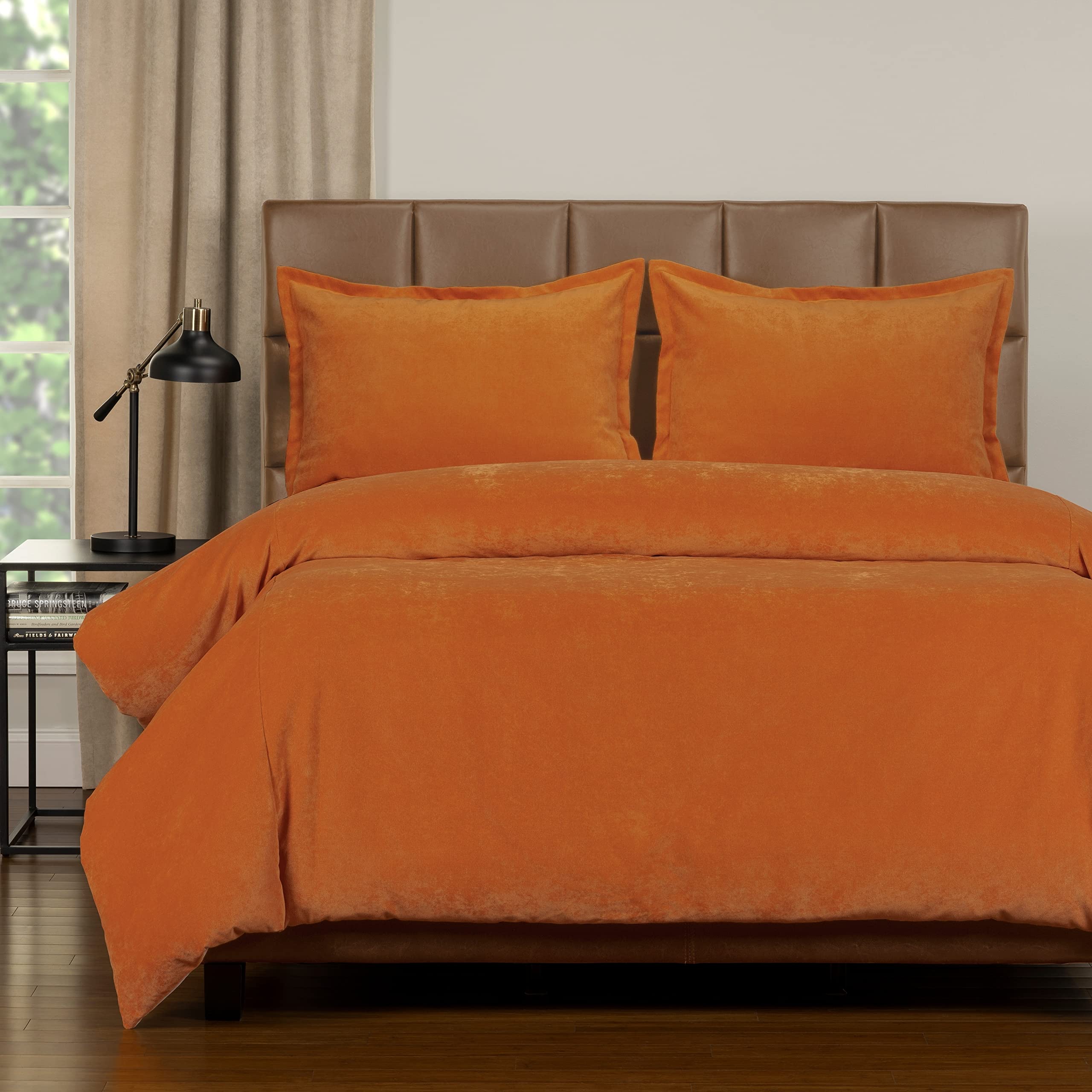 Mixology Padma 4-Piece Duvet Cover and Insert Set Orange King 4 Piece Mid-Century