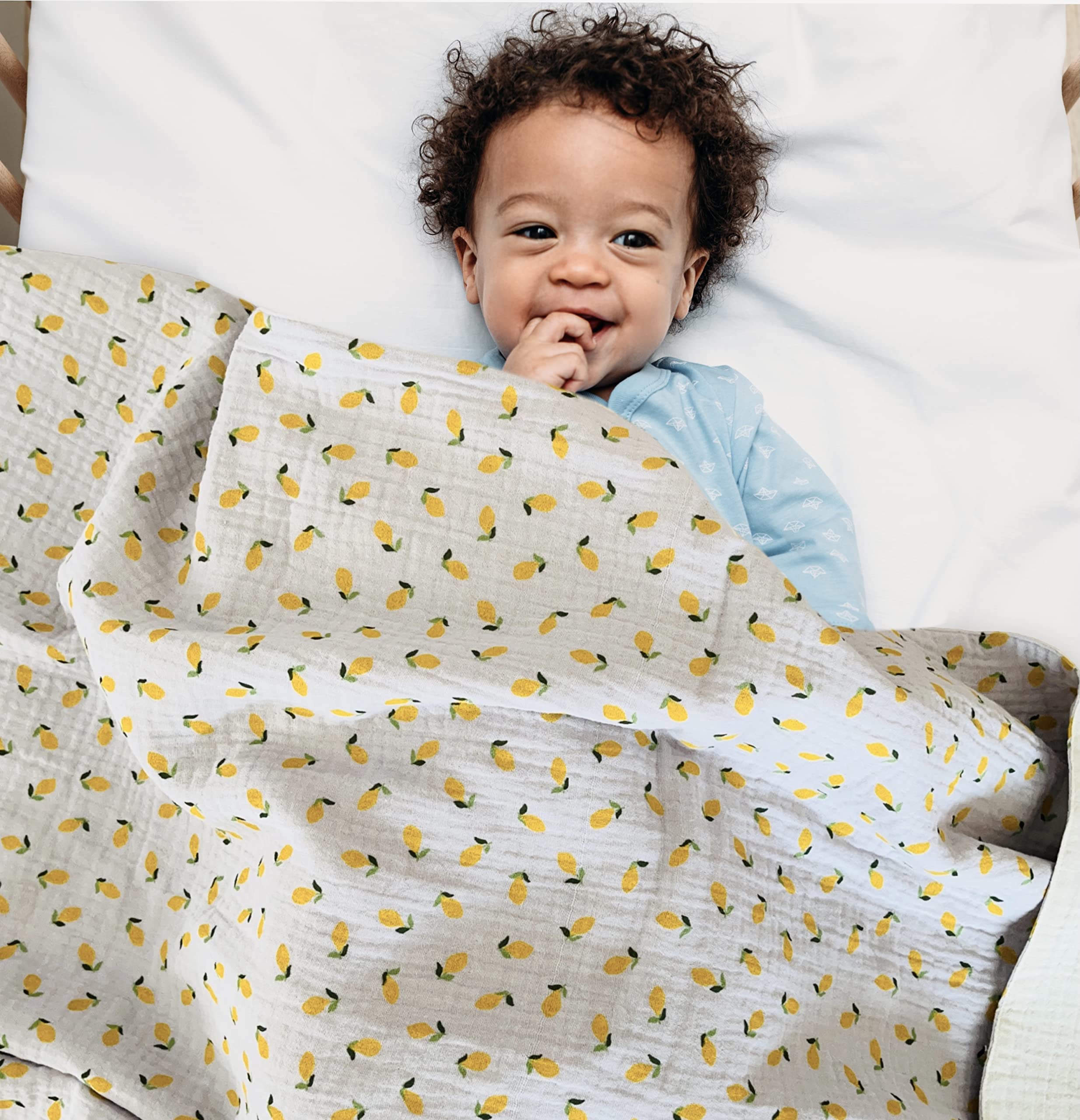 Leyl&Ari Muslin Quilt Blanket | 100% Organic Cotton | Toddler Crib Blanket | Made in USA (Little Lemons)