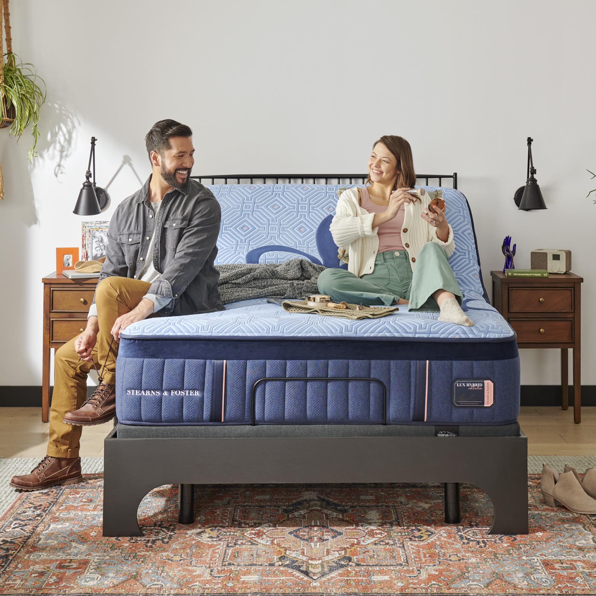 Lux Hybrid Firm Mattress, Queen