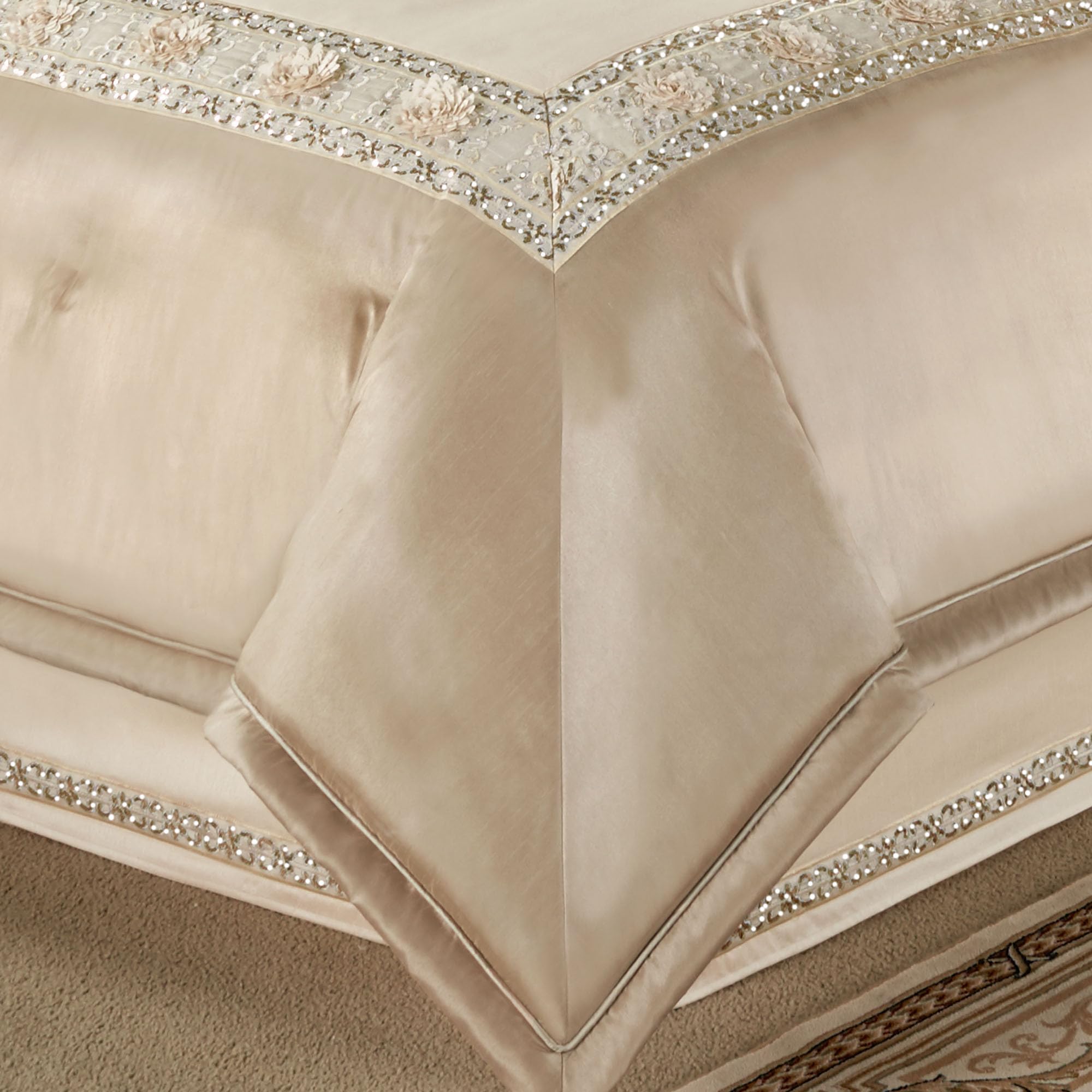 Elegante Faux Silk Luxury Sequined Bedding | Light Cream | King Comforter Set Includes