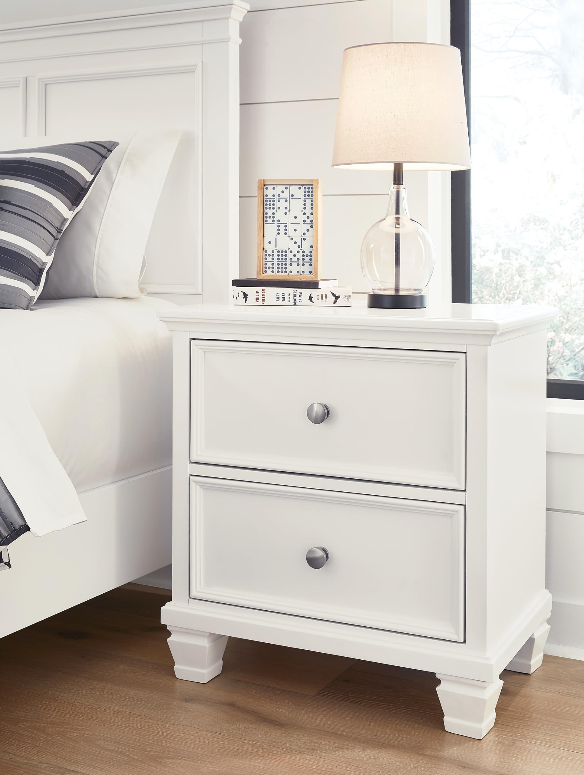 Fortman Traditional 2 Drawer Night Stand, White