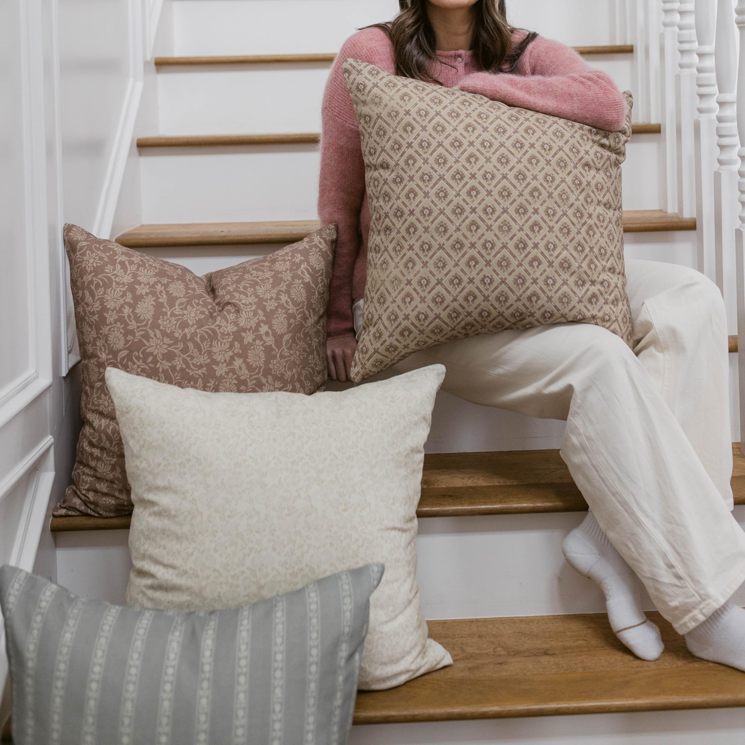 Modern & Luxurious Decorative Throw Pillow Covers - Durable Quality