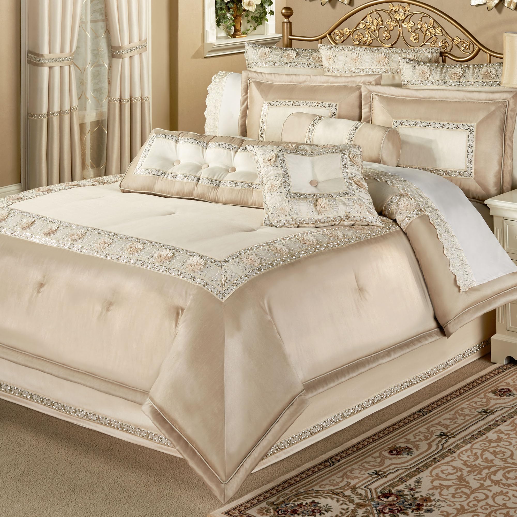 Elegante Faux Silk Luxury Sequined Bedding | Light Cream | King Comforter Set Includes