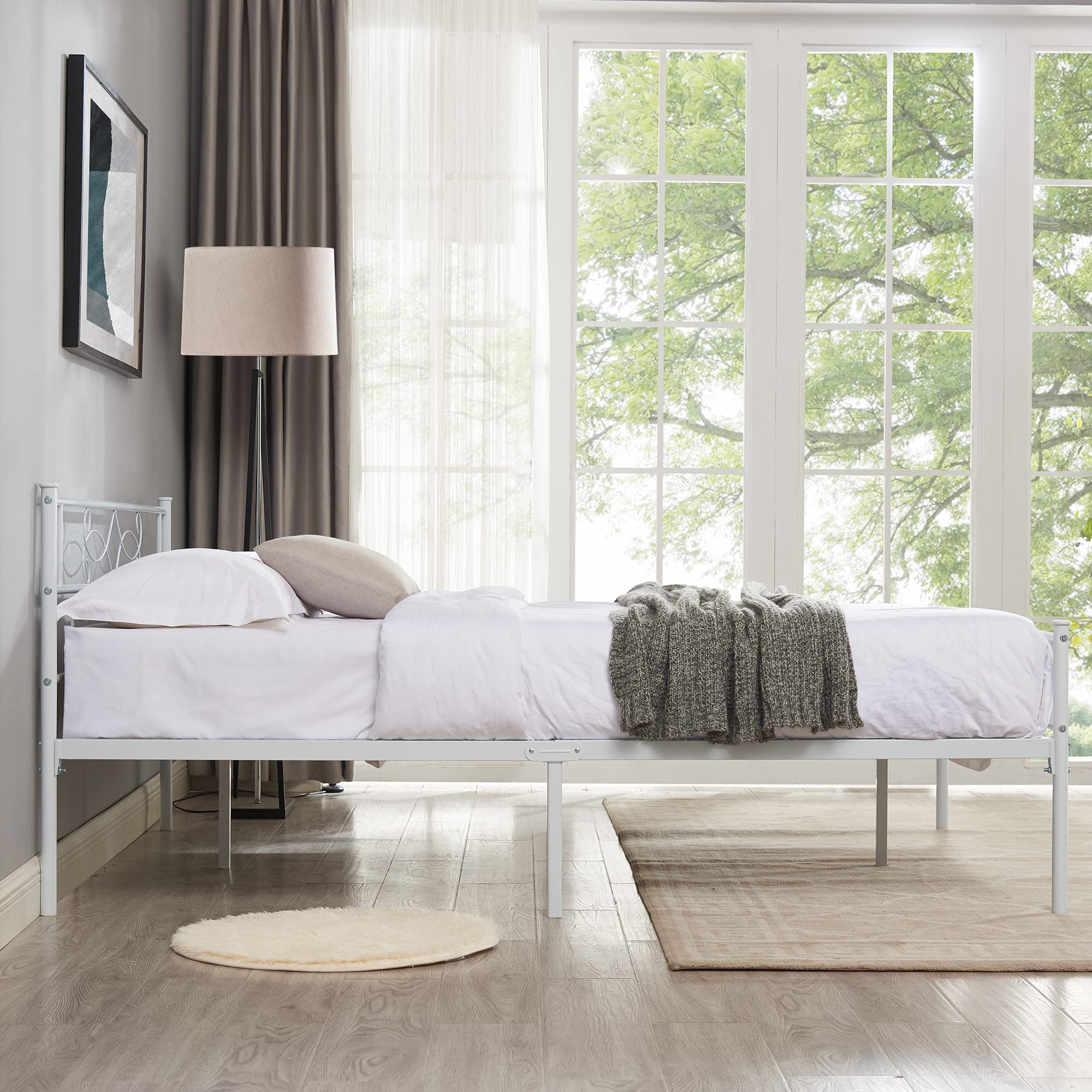 White Queen Bed Frame with Headboard/Metal Platform Base/Mattress