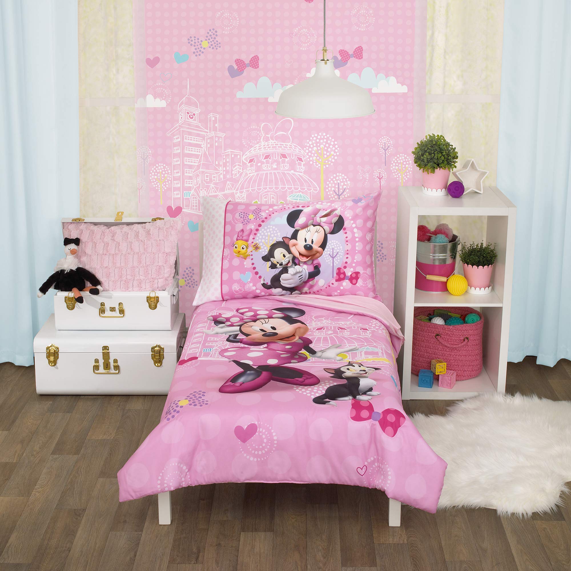 Minnie Mouse Helping Friends 4 Piece Toddler Bedding set - Fitted Sheet