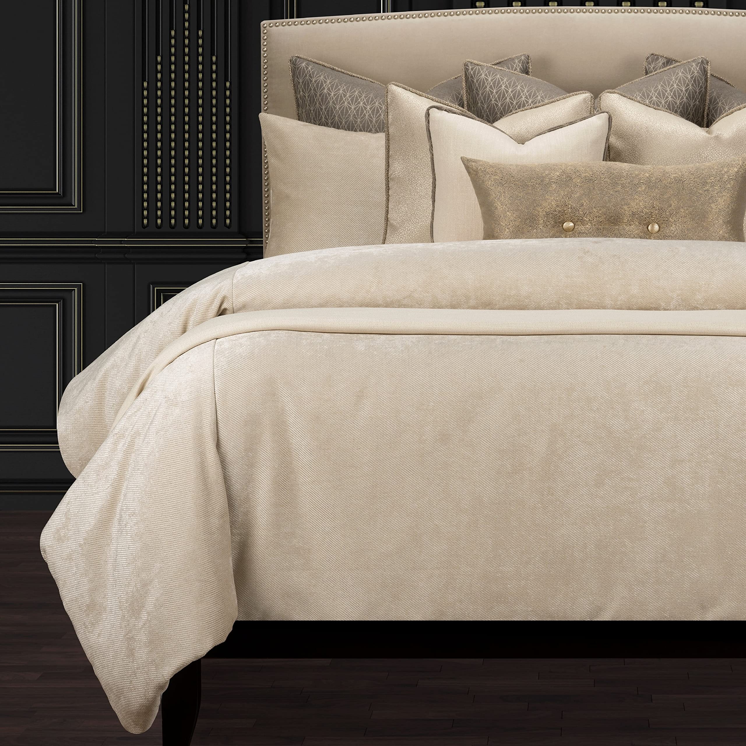 Rhythm and Rhyme Cream Sumptuous Supreme Duvet Cover and Insert Set King