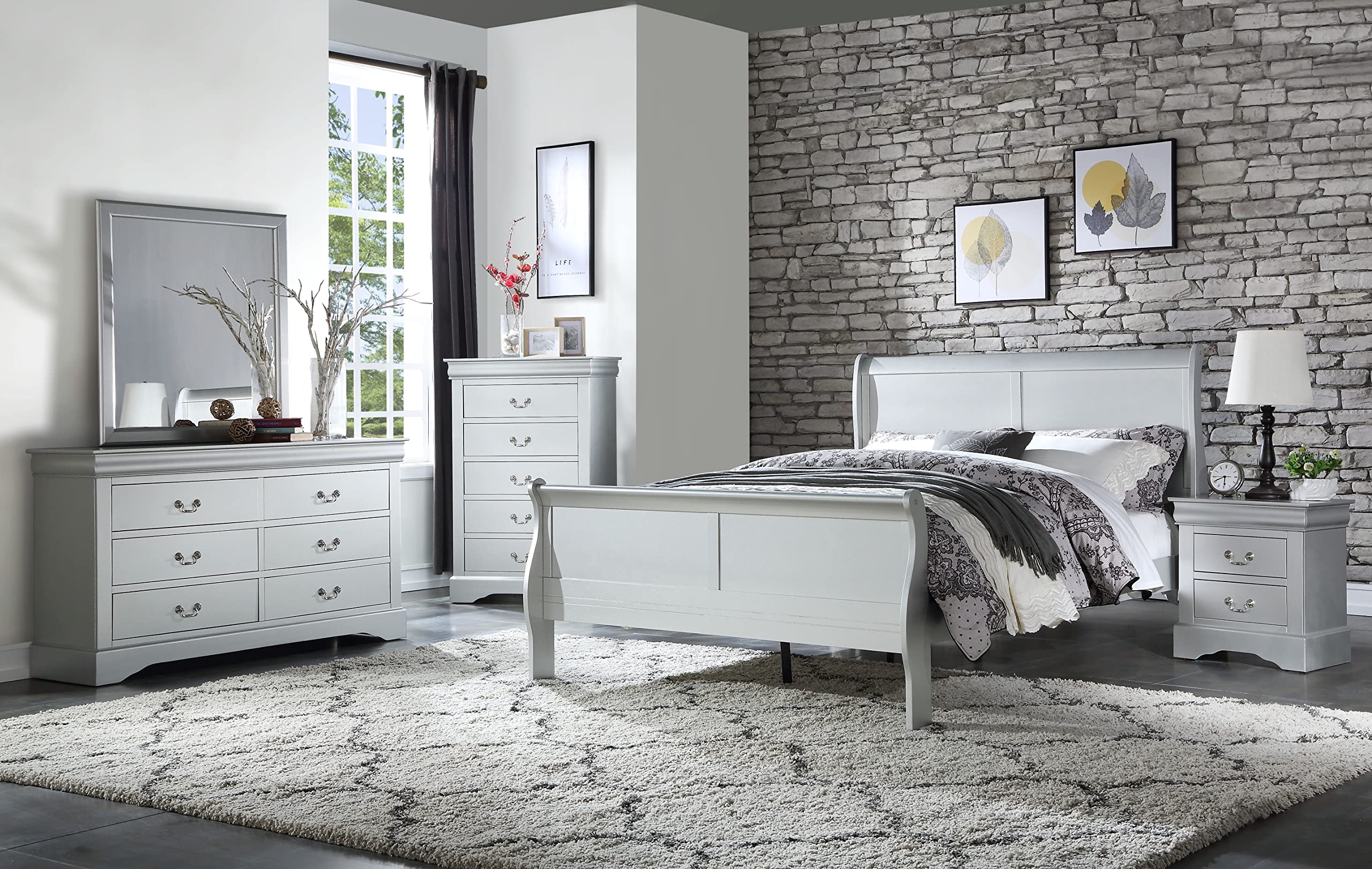 Charming Twin Sleigh Bed in Elegant Platinum Finish, Classic Design with Graceful Curves