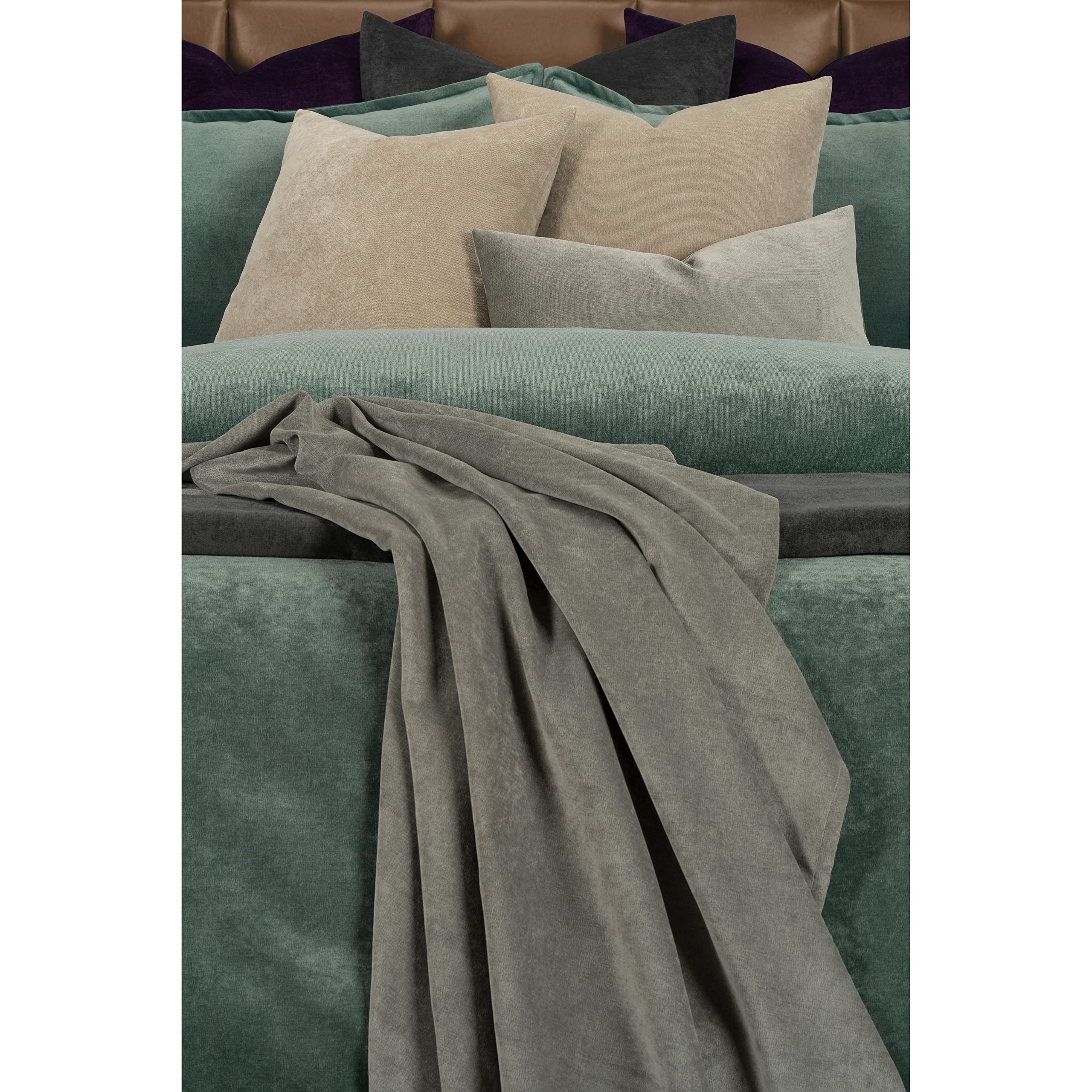 Mixology Padma 4-Piece Duvet Cover and Insert Set Aubergine King 4 Piece Mid-Century Modern