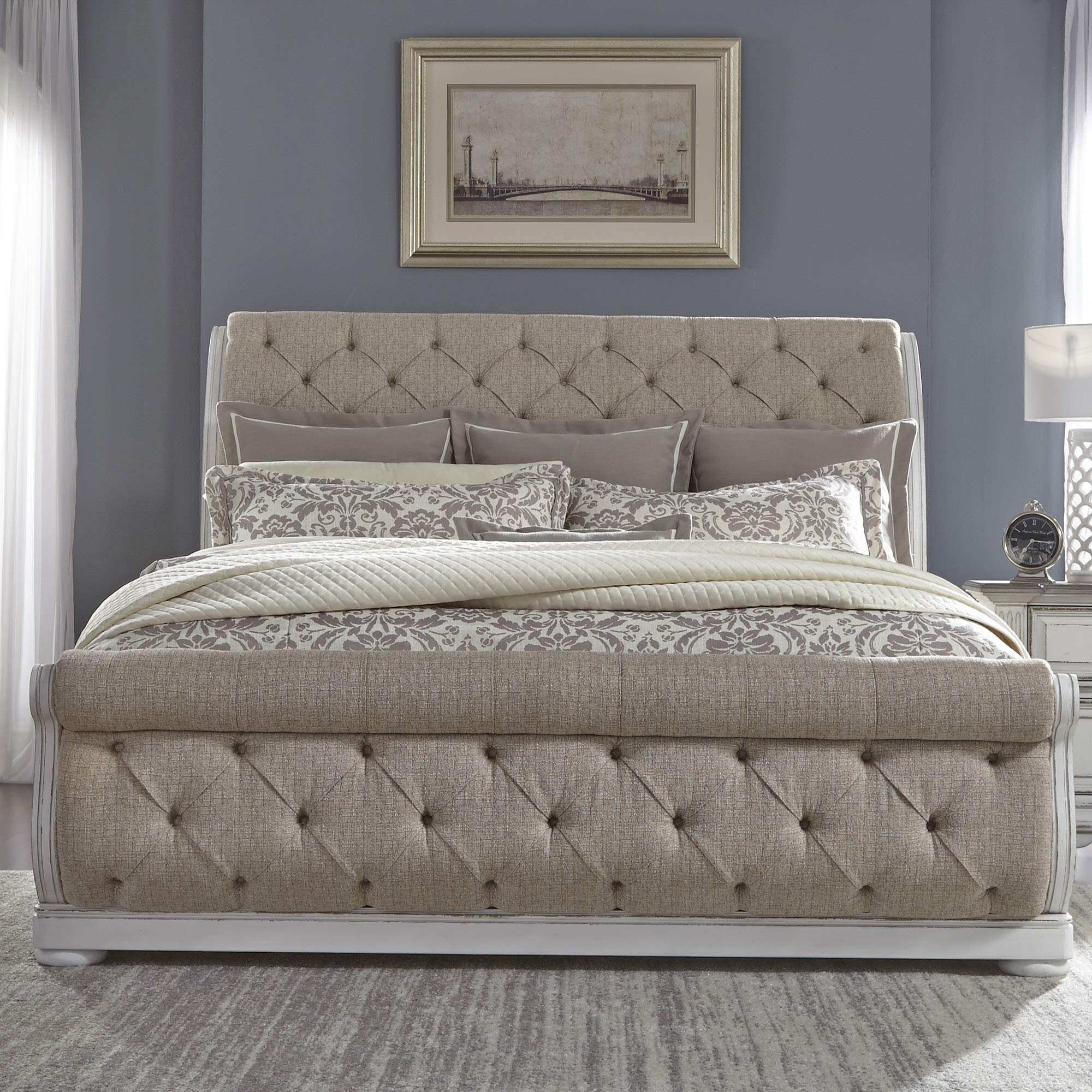Liberty Furniture Industries Abbey Park King Sleigh Bed, White