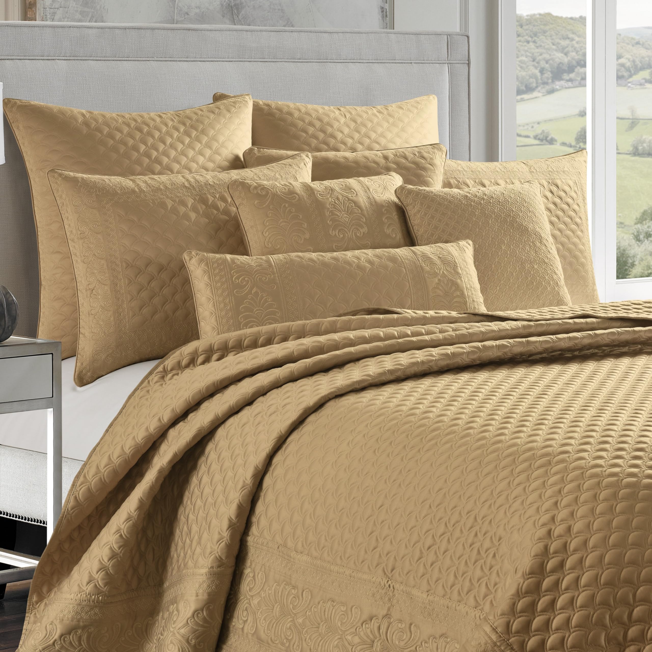 Lincoln Full/Queen Coverlet, Gold, 90X90
