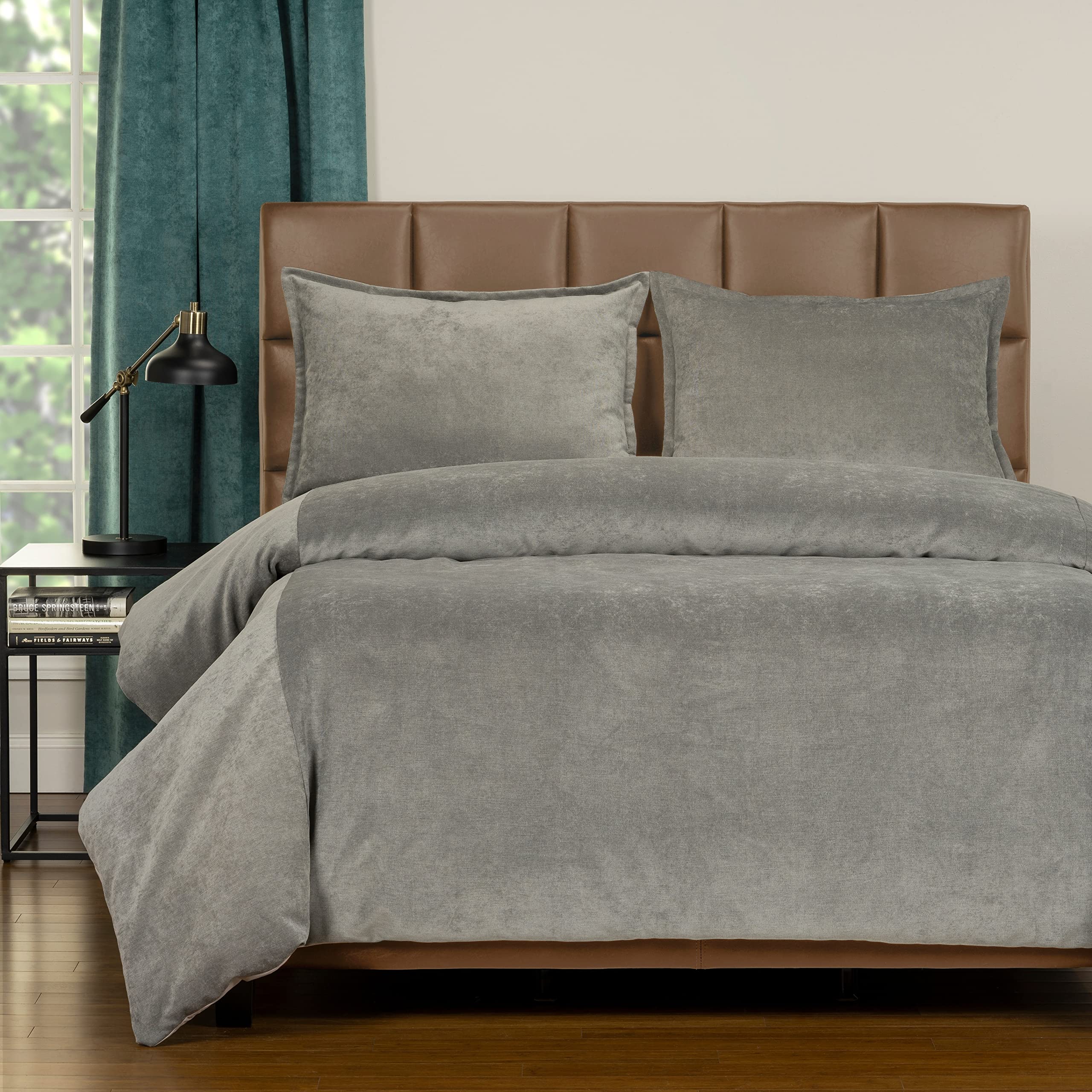 Mixology Padma 4-Piece Duvet Cover and Insert Set Smoke King