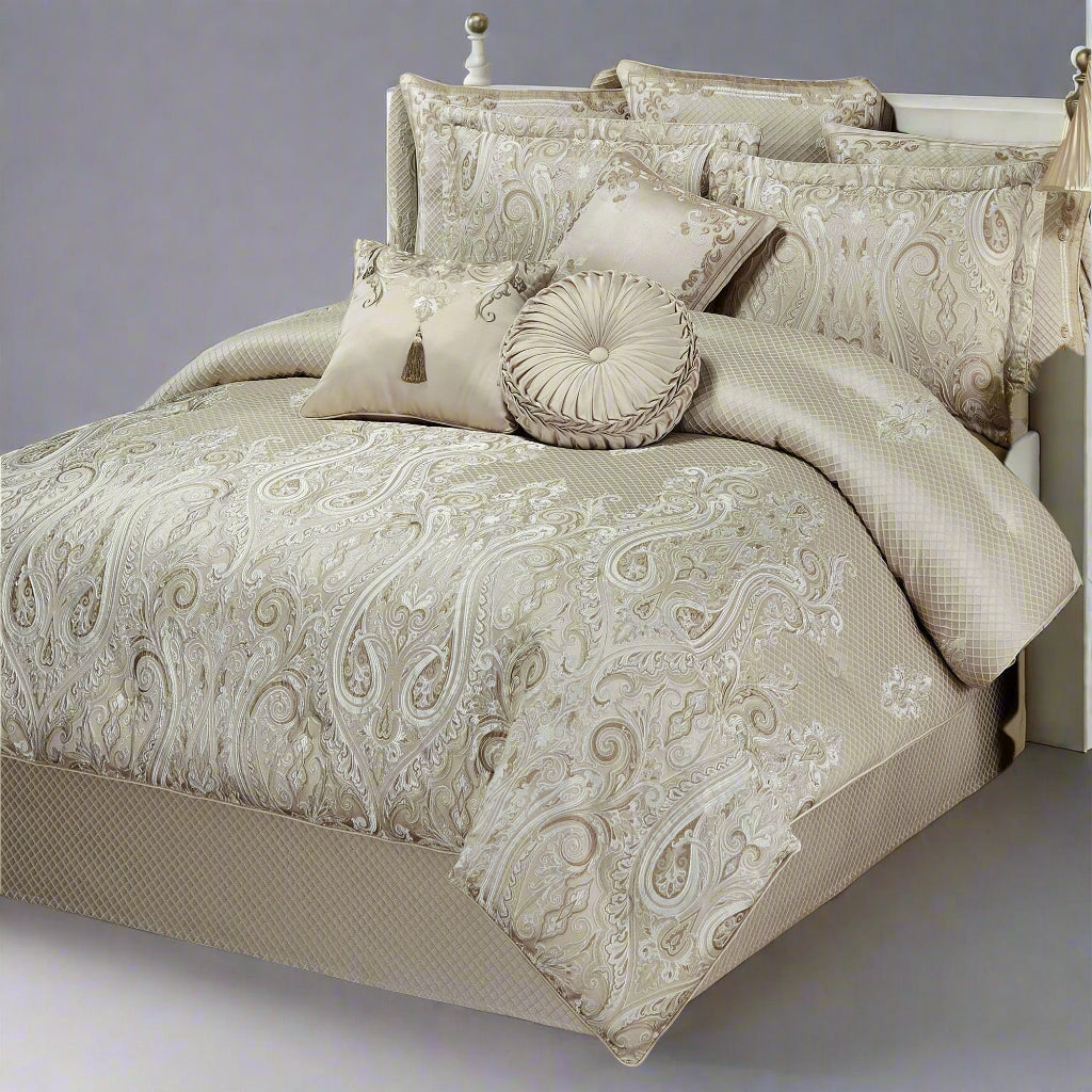 Lunata Luxury Bedding | Chic Neutral Hues | Jacquard-Woven Scrollwork | 11 Pc Bed Set