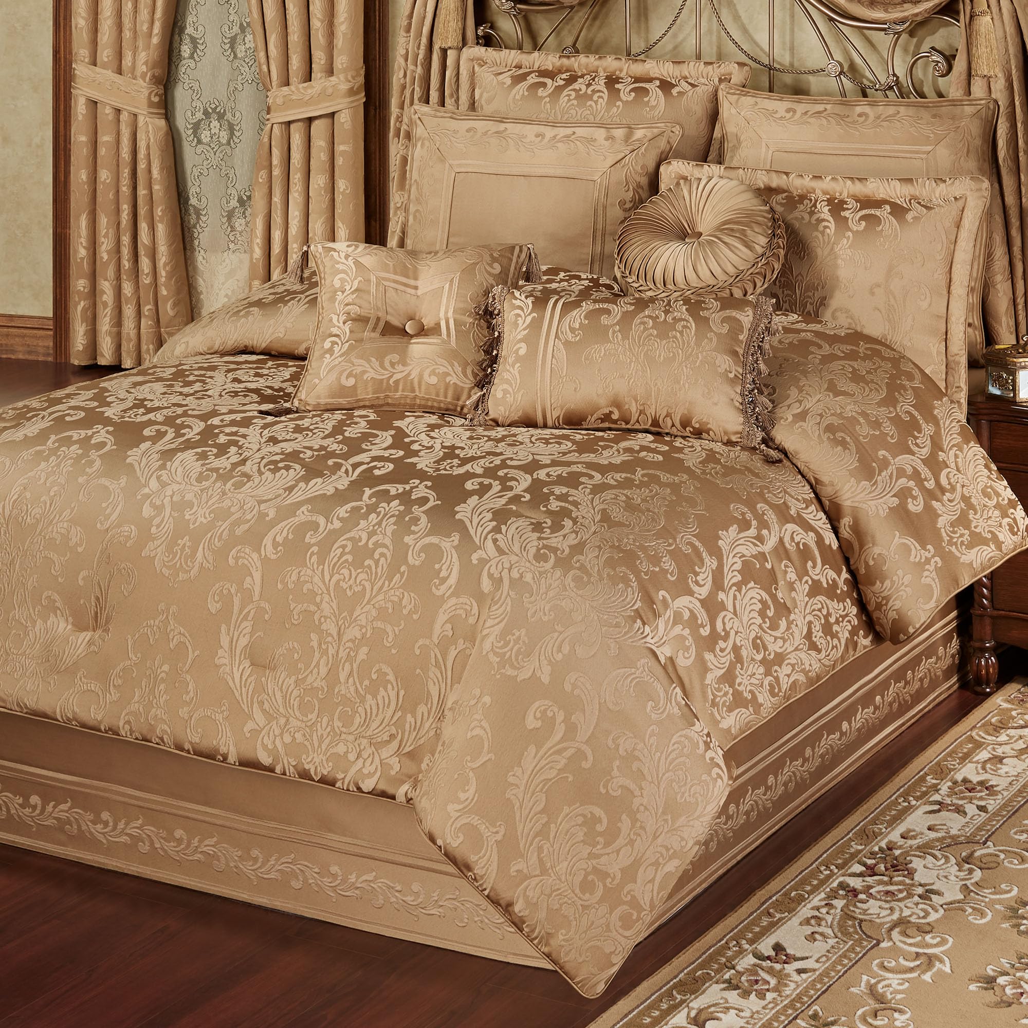 Monaco Luxury Bedding | Royal Monochromatic Metallic Gold | Puff Jacquard-Woven
