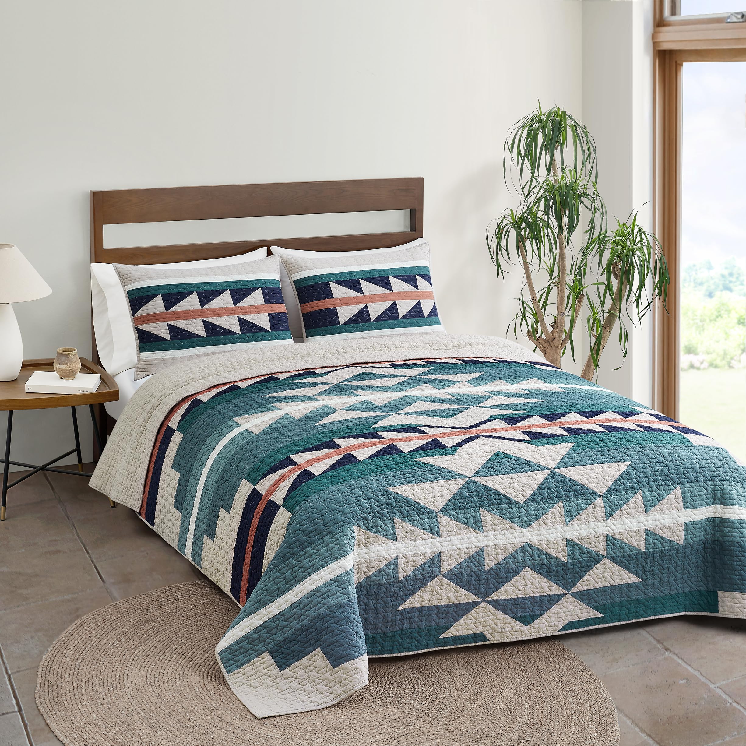 Medicine Bow Pieced Quilt Set Soft Cotton Bed Cover Rustic Home Decor Bedspread